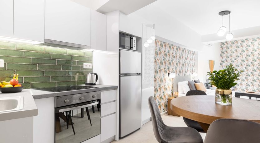 Photo of Myrtle Leaf