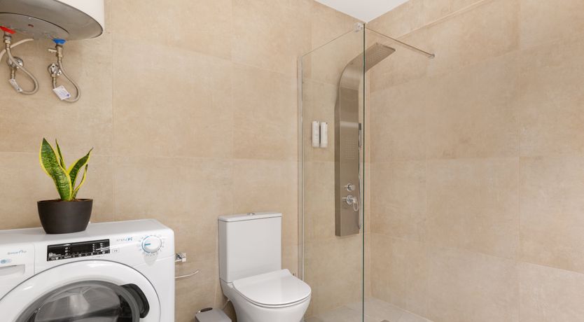 Photo of Myrtle Leaf