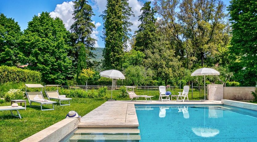 Photo of A Sweet Symphony