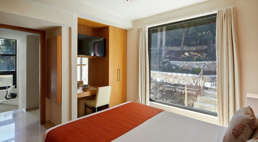 Photo of Petite Paradise