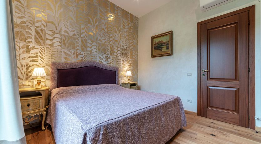 Photo of Grapes on the Vine