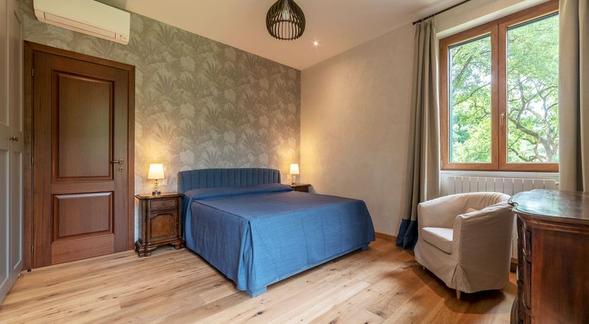 Photo of Grapes on the Vine