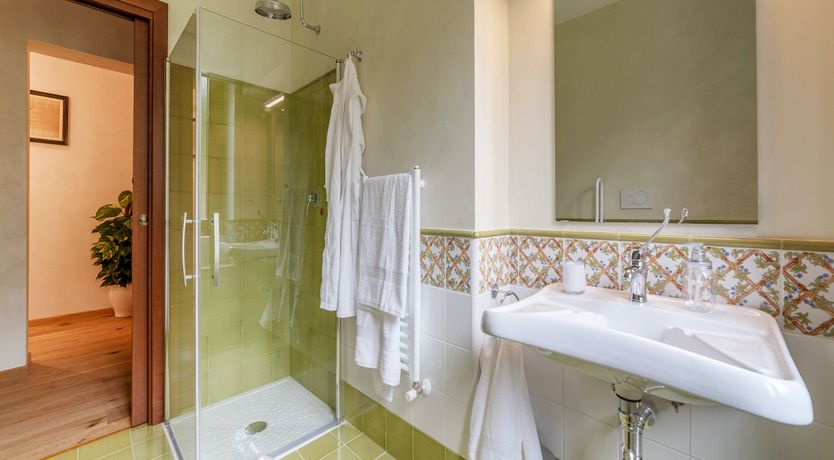 Photo of Grapes on the Vine