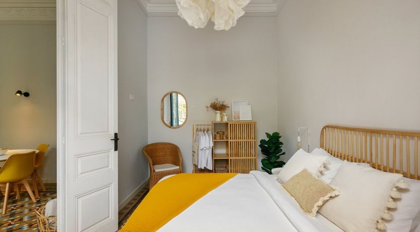 Photo of The Gold Leaf