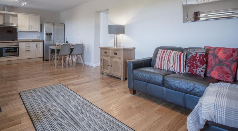 Photo of Daisies & Barley