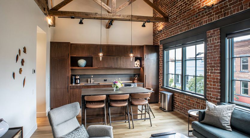 Photo of Chestnut Bricks