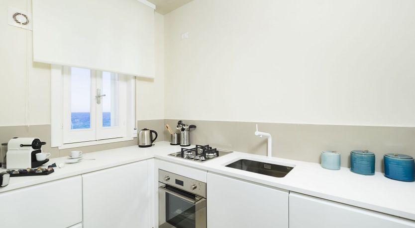 Photo of Sapphire & Pearl