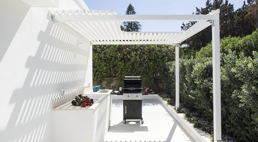 Photo of Sapphire & Pearl