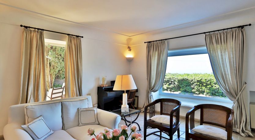 Photo of La Rosa Bianca