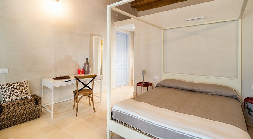 Photo of Hay Sunshine