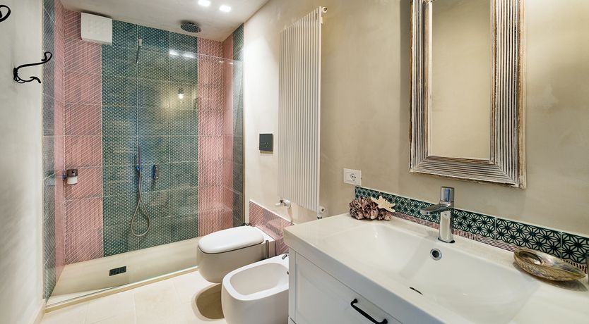 Photo of Hay Sunshine