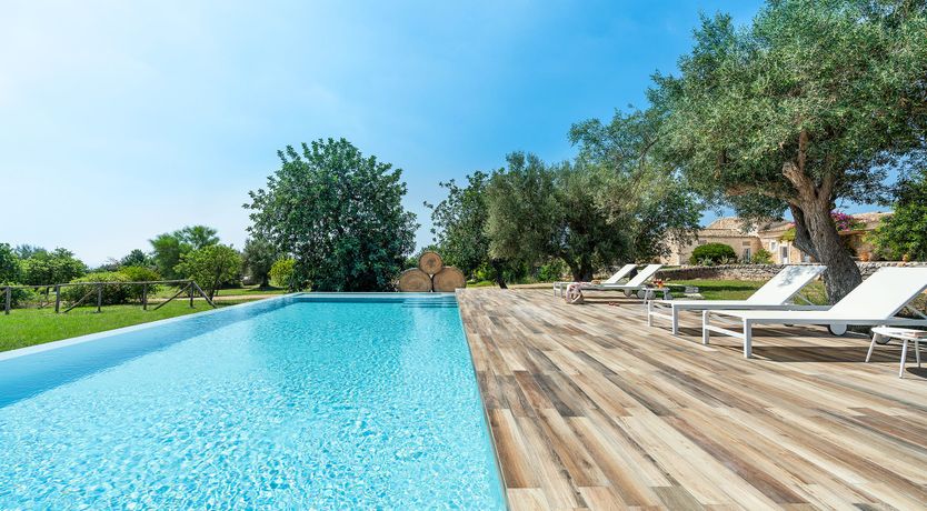 Photo of Hay Sunshine