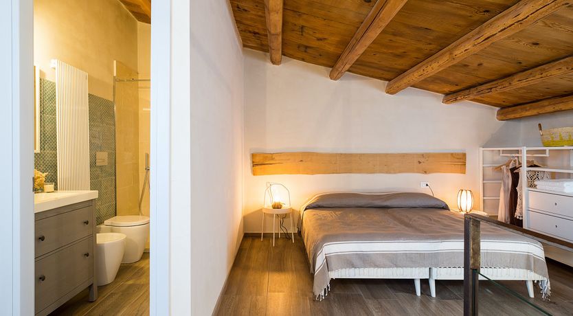 Photo of Hay Sunshine