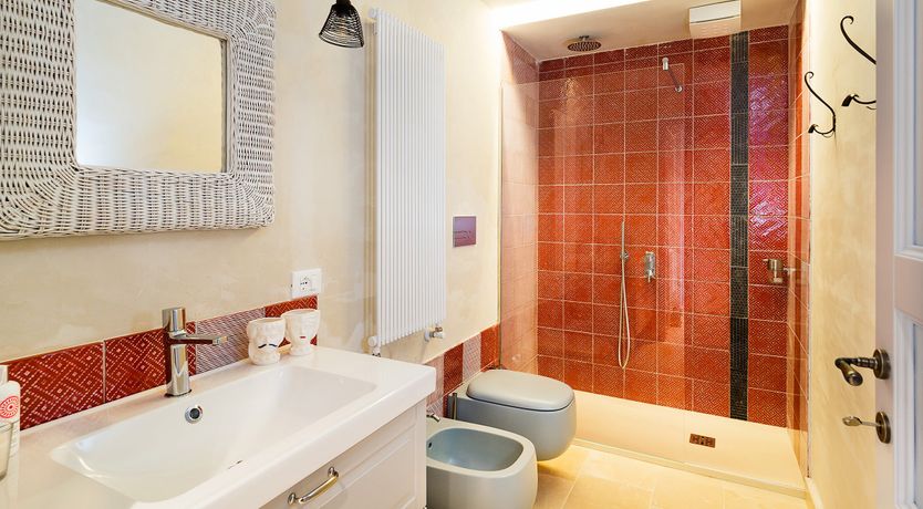 Photo of Hay Sunshine