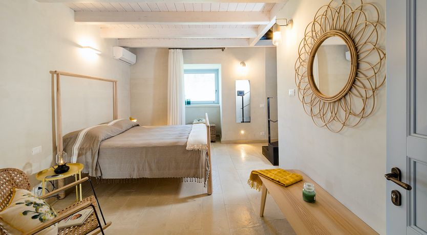 Photo of Hay Sunshine