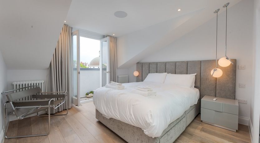 Photo of Cricket & Parks