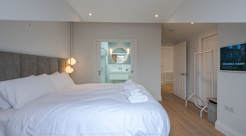 Photo of Cricket & Parks