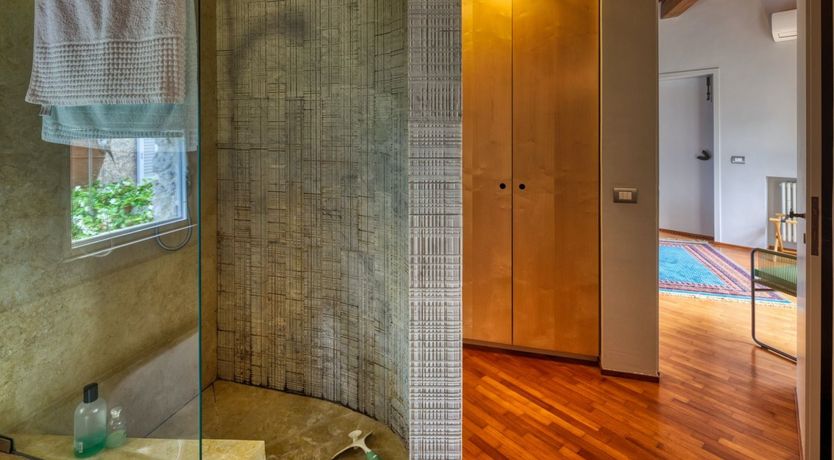 Photo of Botanic Castle