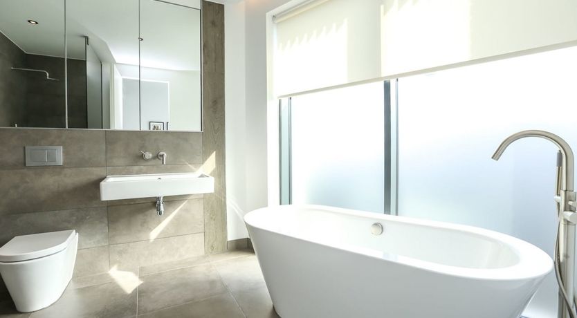 Photo of Monochrome Edge