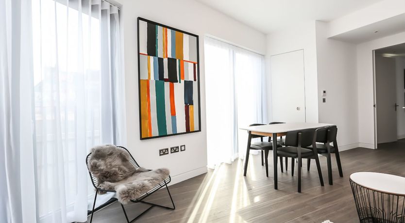 Photo of Monochrome Edge