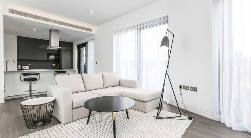 Photo of Monochrome Edge