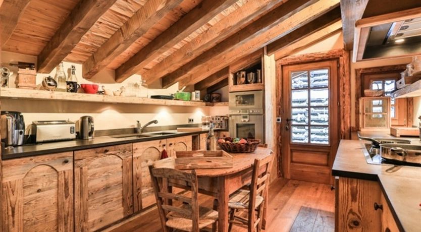 Photo of Race to the Warmth