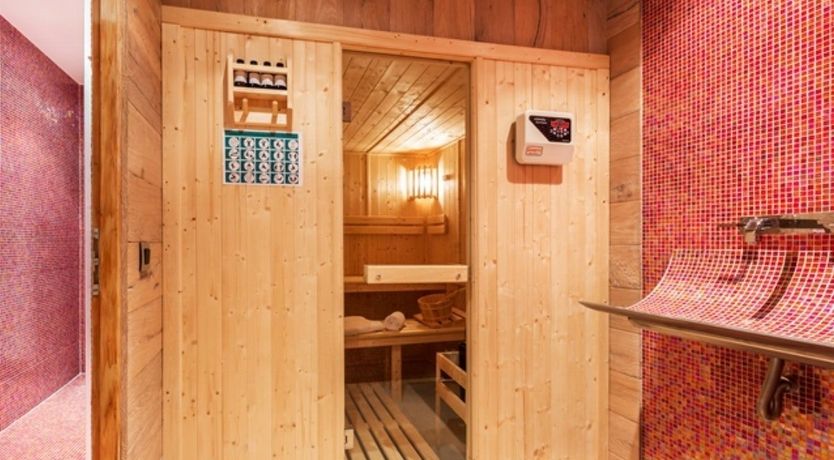 Photo of Race to the Warmth