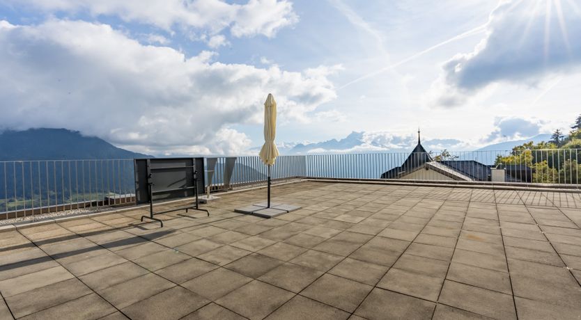 Photo of Lemon On The Mountain