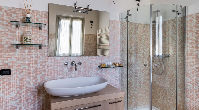 Photo of Rosa Locale