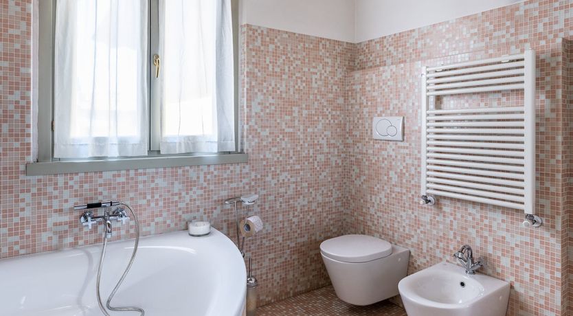 Photo of Rosa Locale