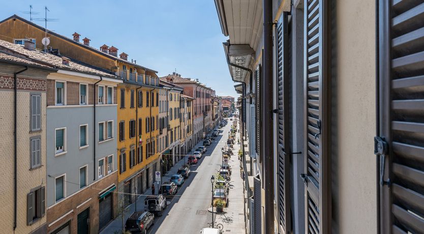 Photo of Rosa Locale