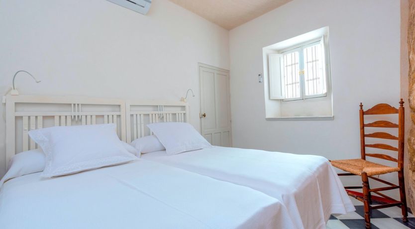 Photo of The Walls of Alcázar