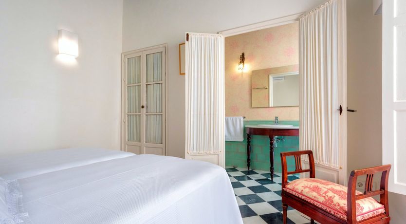 Photo of The Walls of Alcázar