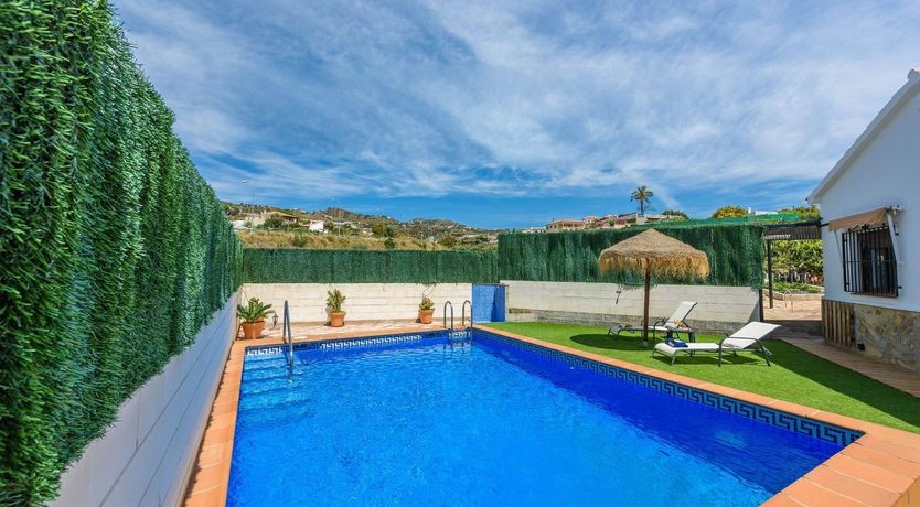 Photo of Easy Peasy, Lemon Squeezy