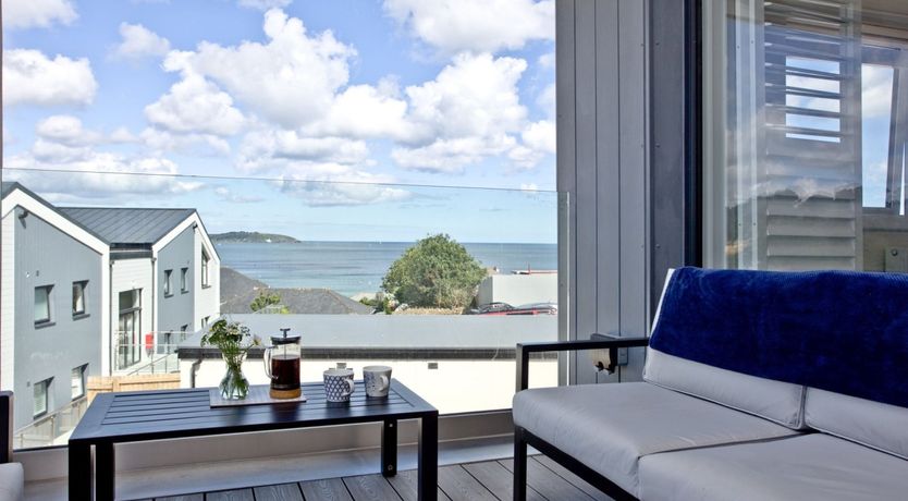 Photo of Waves on the Horizon