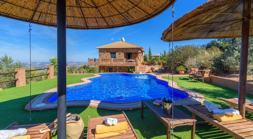 Photo of Old Iron Keys