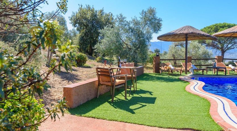 Photo of Old Iron Keys