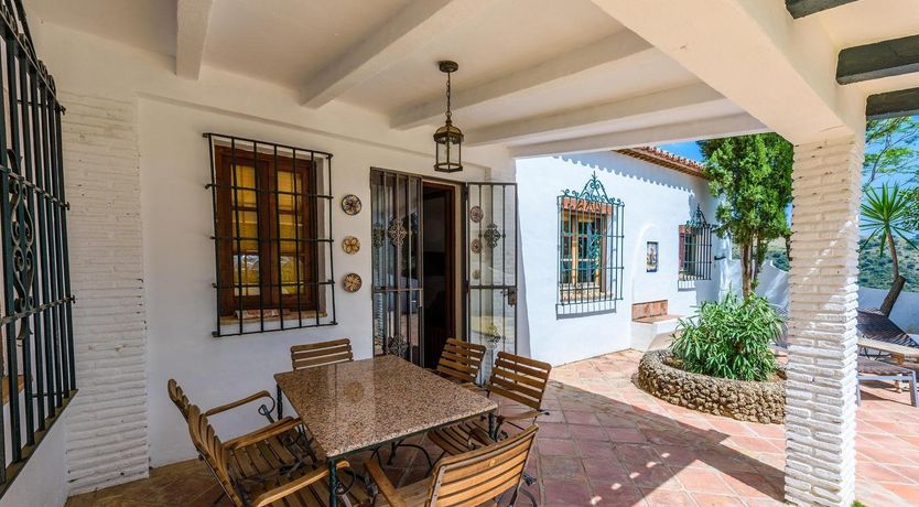 Photo of Silence of the Night