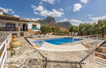 Orange Mountains Villa