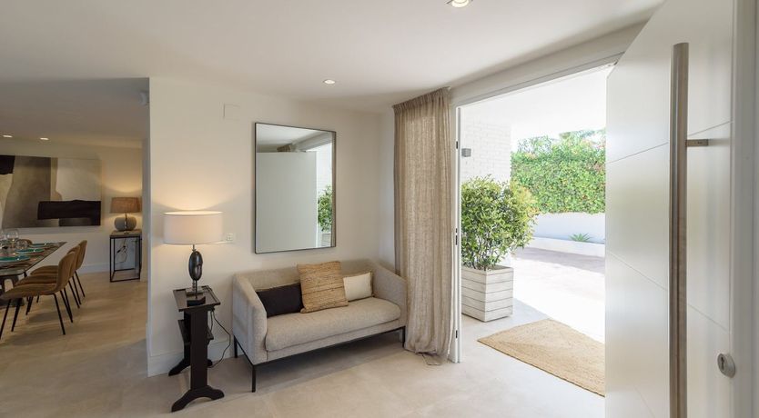 Photo of Garden Above the Sea