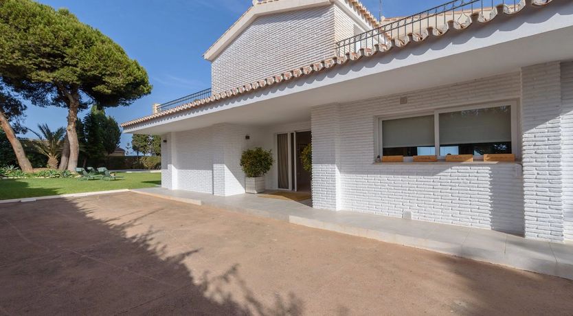 Photo of Garden Above the Sea