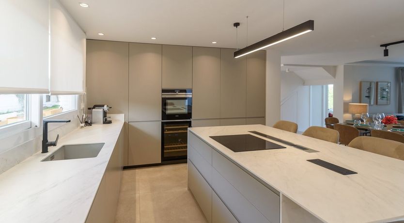 Photo of Garden Above the Sea