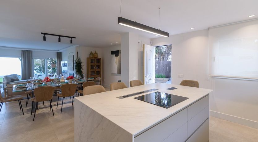 Photo of Garden Above the Sea