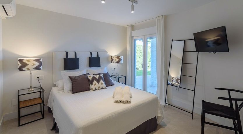 Photo of Garden Above the Sea