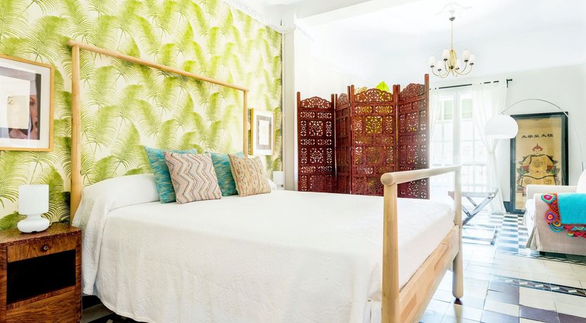 Photo of Catching My Eye