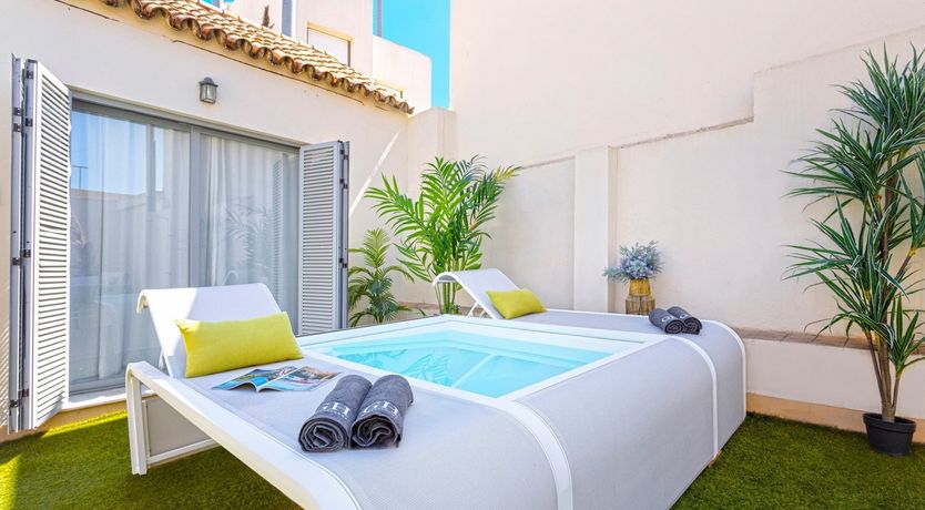 Photo of Orange Sunshine