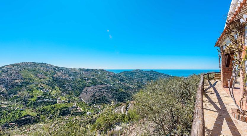 Photo of Hillside Finca