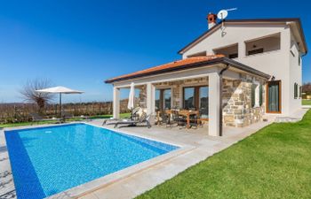 Istrian Riviera Holiday Home