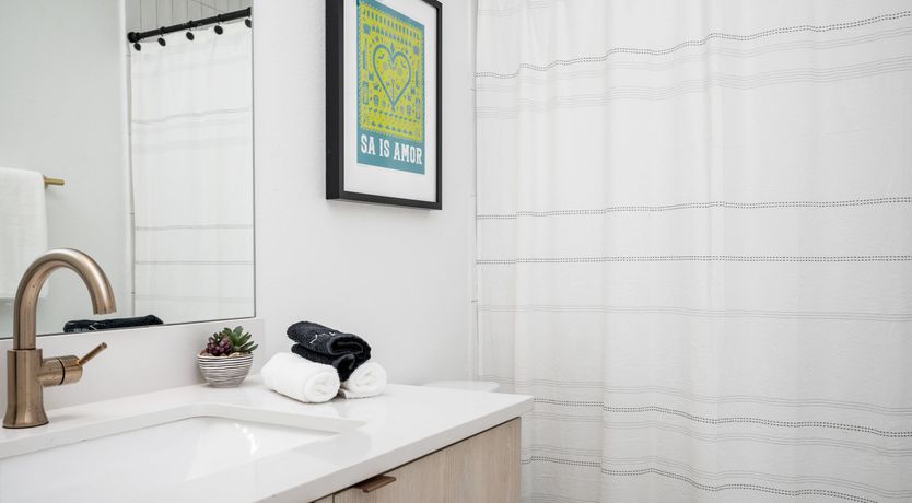 Photo of Pearl In The River