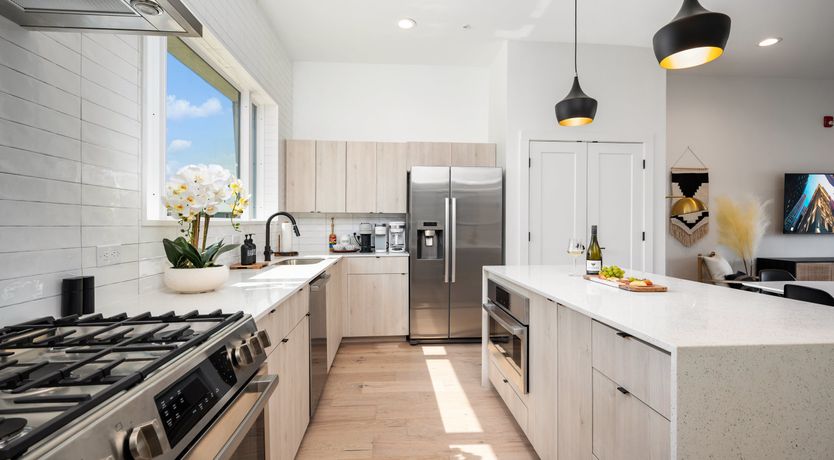 Photo of Pearl In The River